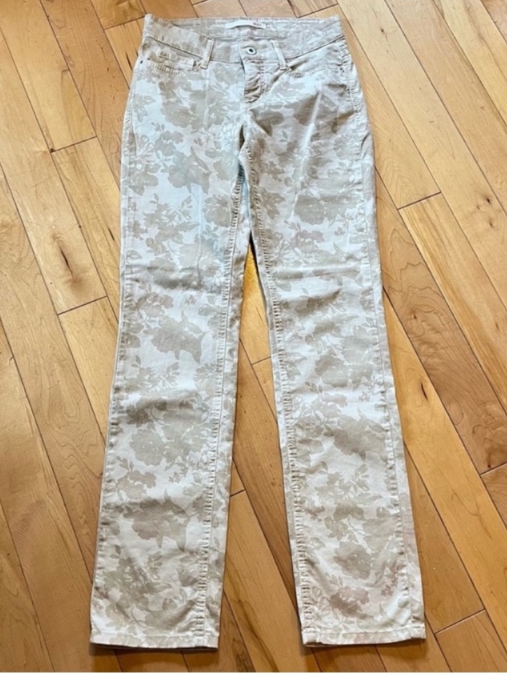 MAC Jeans Angela White and tan floral print jeans size 28